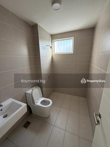 2-storey Terraced House for Rent in Bandar Sri Sendayan (Negeri Sembilan) - Raymond Ng - Bathroom - PropertyGuru.com.my