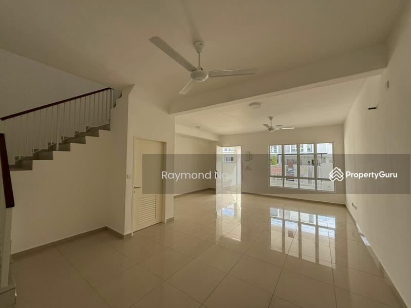 2-storey Terraced House for Rent in Bandar Sri Sendayan (Negeri Sembilan) - Raymond Ng - Living Room - PropertyGuru.com.my