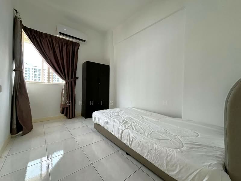 Condominium for Rent at Gold Coast Resort Condominium - Chris Teoh - Bedroom - PropertyGuru.com.my