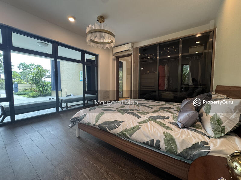Cluster House for Sale in Forest City (Gelang Patah) - Margaret Moo - Master Bedroom - PropertyGuru.com.my