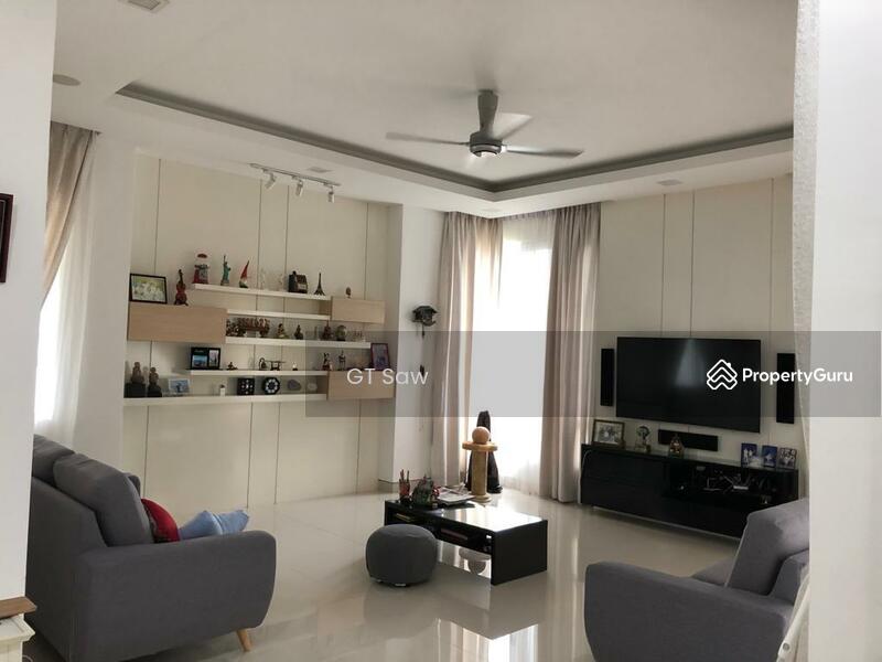 Rumah Banglo untuk Disewa di Ukay Bistari (Ulu Kelang) - GT Saw - Living Room - PropertyGuru.com.my