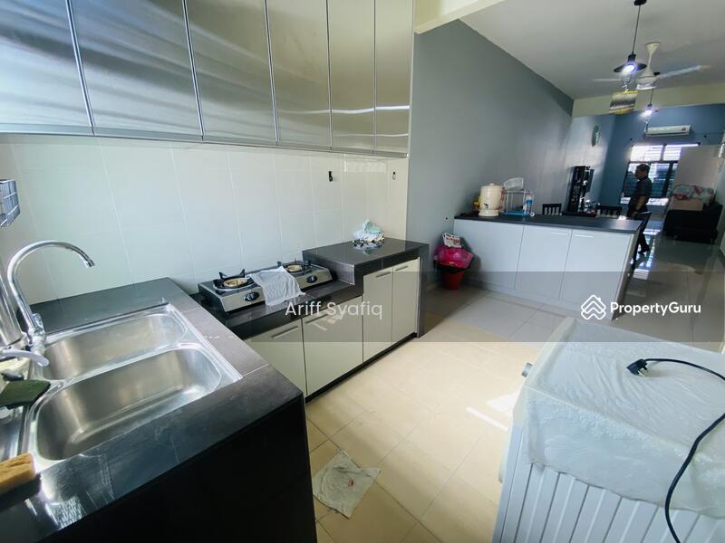 1-storey Terraced House for Sale in Nada Alam (Pajam) - Ariff Syafiq - Kitchen - PropertyGuru.com.my