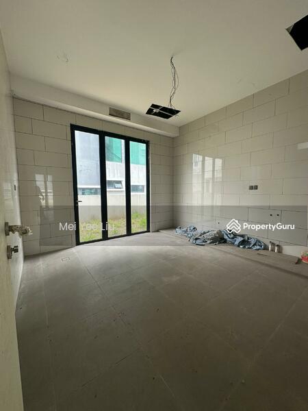 For Sale - 8 RESIDEN VILLA & LINK