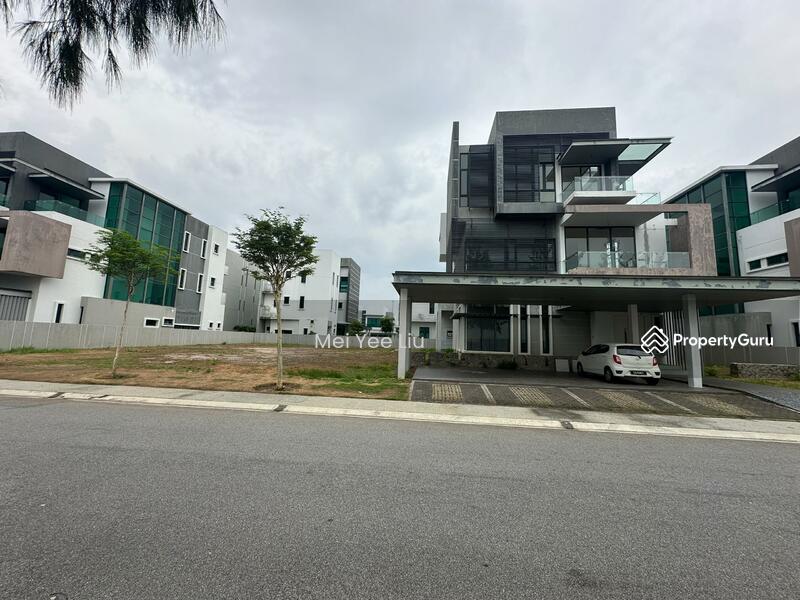 For Sale - 8 RESIDEN VILLA & LINK