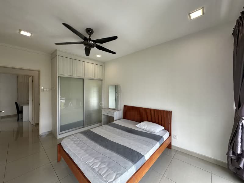 Condominium for Rent at Fairway Suites - Alice Chia - Bedroom - PropertyGuru.com.my