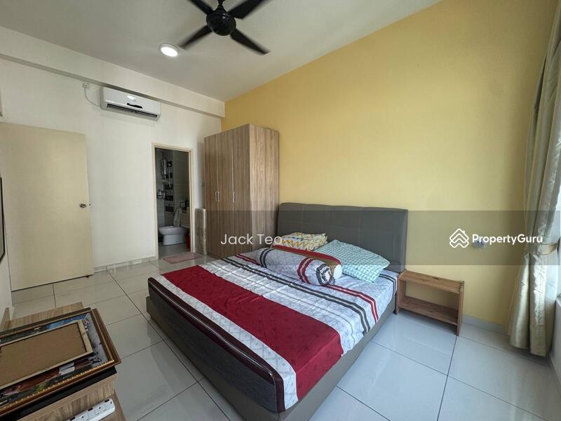 Servis Apartment untuk Dijual di D'Summit Residences - Jack Teo - Master Bedroom - PropertyGuru.com.my