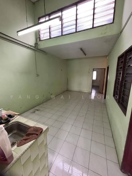 1-storey Terraced House for Sale in Seremban (Negeri Sembilan) - Pang Wai Leong - Kitchen - PropertyGuru.com.my