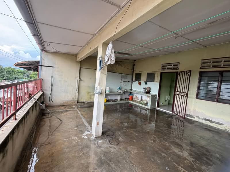 1-storey Terraced House for Sale in Seremban (Negeri Sembilan) - Pang Wai Leong - Back Yard - PropertyGuru.com.my