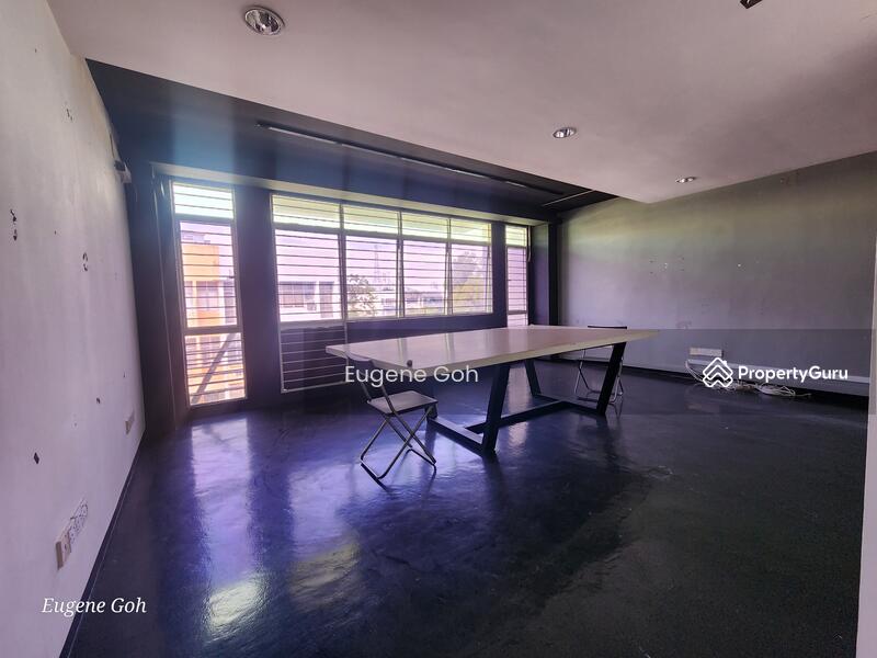 2nd Floor - Front Part