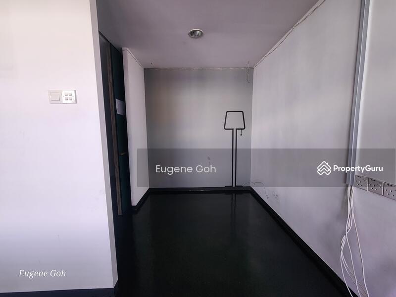 2nd Floor - Front Part