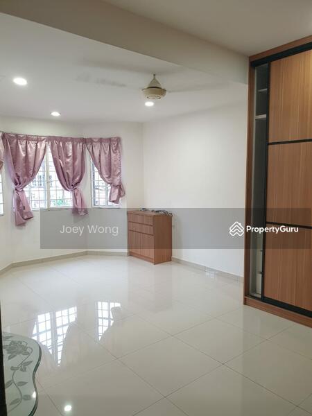 2.5-storey Terraced House for Sale in Taman Cheras Jaya (Cheras) - Joey Wong - Living Room - PropertyGuru.com.my