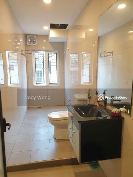2.5-storey Terraced House for Sale in Taman Cheras Jaya (Cheras) - Joey Wong - Bathroom - PropertyGuru.com.my