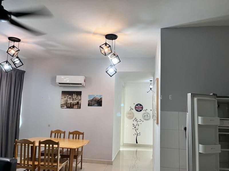 Kondominium untuk Disewa di Lake Point Residence - Liew She Anne - Dining Room - PropertyGuru.com.my