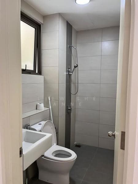 Kondominium untuk Disewa di Lake Point Residence - Liew She Anne - Bathroom - PropertyGuru.com.my