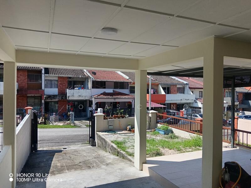 2-storey Terraced House for Sale in Seksyen 17 (Petaling Jaya) - Thomas Ching - Exterior - PropertyGuru.com.my