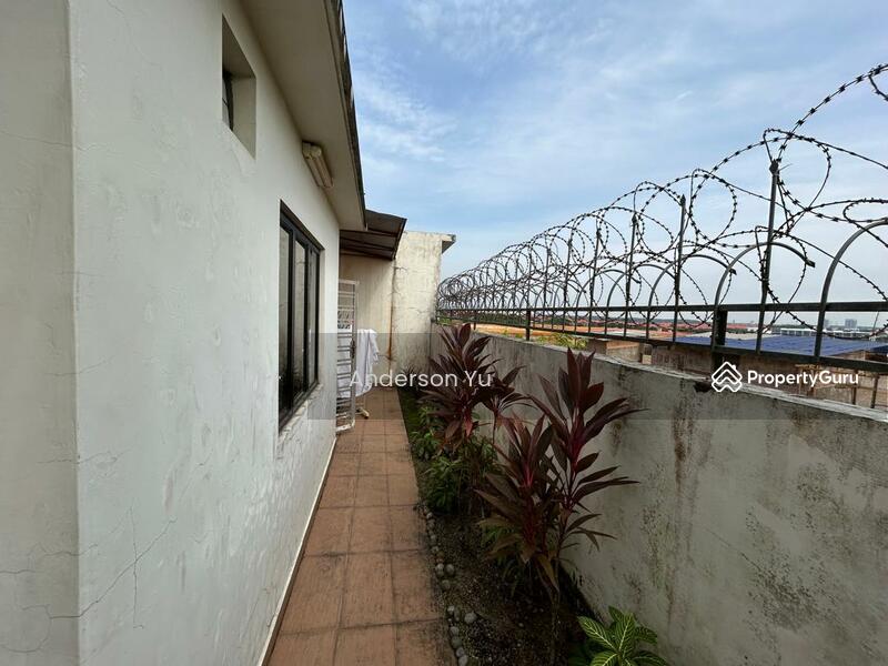 Semi-Detached House for Sale in Taman Adda Heights (Tebrau) - Anderson Yu - Balcony - PropertyGuru.com.my