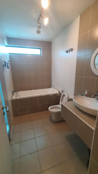 Link Bungalow for Rent in Alam Impian (Shah Alam) - Louis Chor - Bathroom - PropertyGuru.com.my