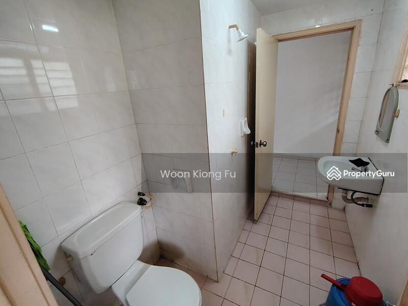 GF Bathroom