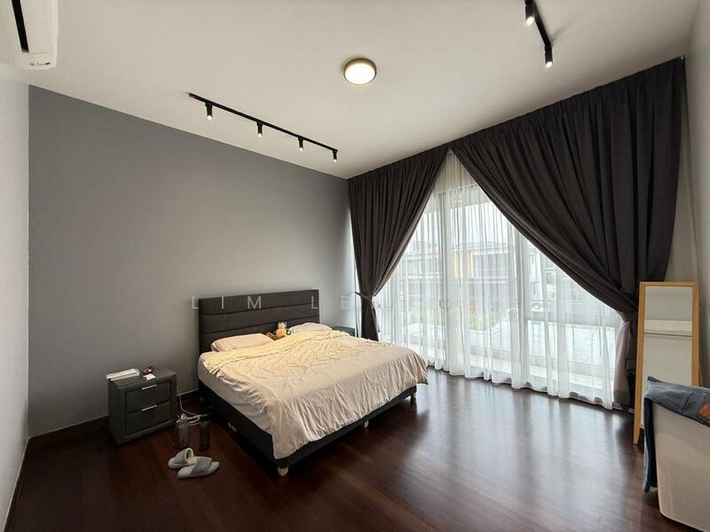 Bungalow for Sale in Setia Alam (Selangor) - Lim Lee Lee - Bedroom - PropertyGuru.com.my