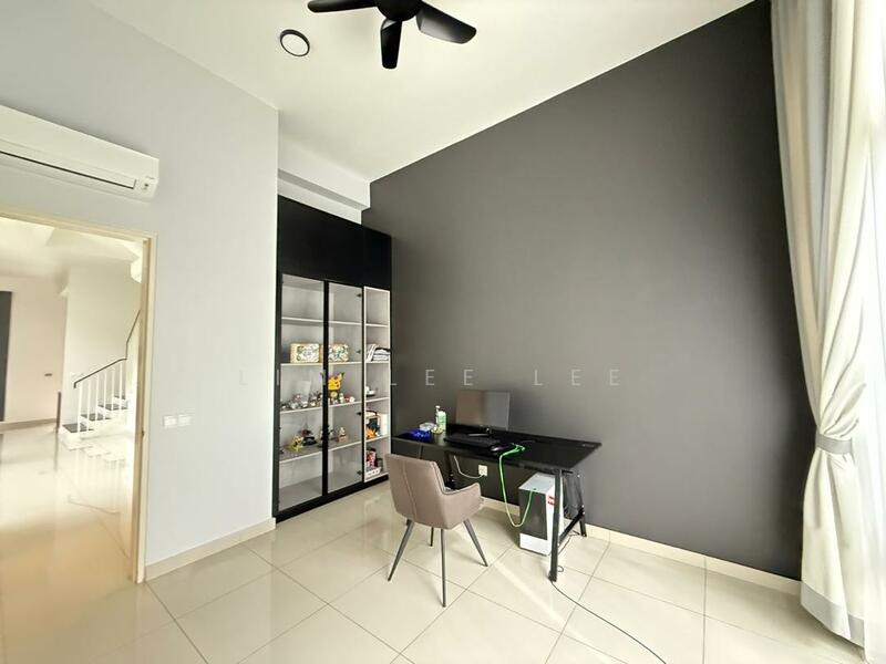 Bungalow for Sale in Setia Alam (Selangor) - Lim Lee Lee - Study - PropertyGuru.com.my