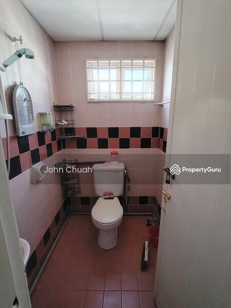 Kedai / Pejabat untuk Disewa di Bandar Baru Tambun (Tambun) - John Chuah - Bathroom - PropertyGuru.com.my
