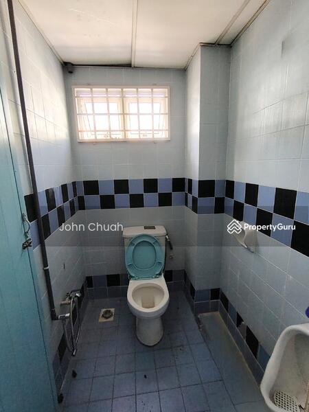 Kedai / Pejabat untuk Disewa di Bandar Baru Tambun (Tambun) - John Chuah - Bathroom - PropertyGuru.com.my