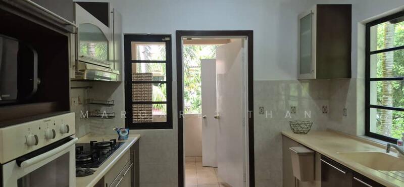 Townhouse for Rent in Sunway Damansara (Kota Damansara) - Margaret Than - Kitchen - PropertyGuru.com.my