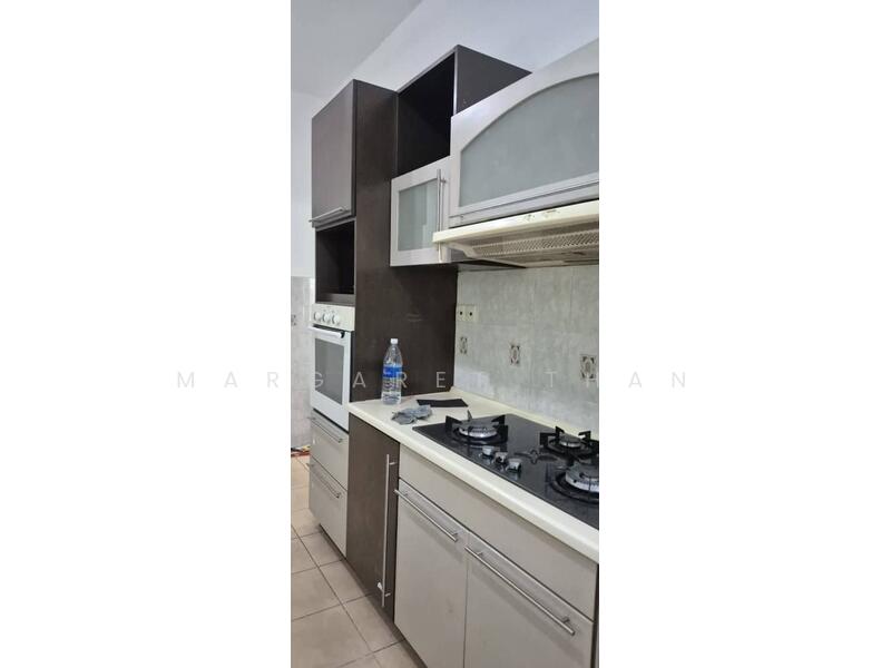 Townhouse for Rent in Sunway Damansara (Kota Damansara) - Margaret Than - Kitchen - PropertyGuru.com.my