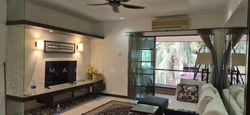 Townhouse for Rent in Sunway Damansara (Kota Damansara) - Margaret Than - Living Room Balcony - PropertyGuru.com.my