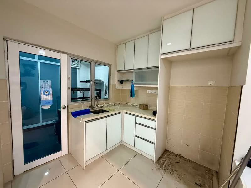 Servis Apartment untuk Dijual di Maxim Residences - Eddy Lee - Kitchen - PropertyGuru.com.my