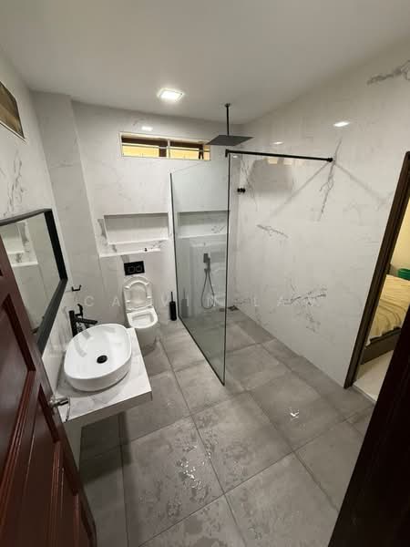 2-storey Terraced House for Sale in Bandar Utama 1 (Bandar Utama) - Calvin Law - Bathroom - PropertyGuru.com.my