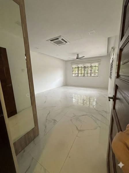 2-storey Terraced House for Sale in Bandar Utama 1 (Bandar Utama) - Calvin Law - Interior - PropertyGuru.com.my