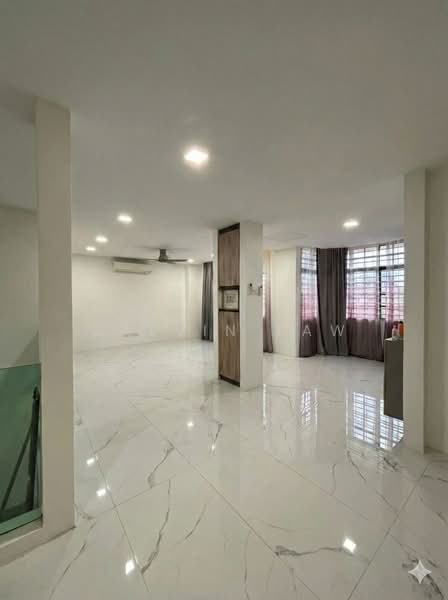 2-storey Terraced House for Sale in Bandar Utama 1 (Bandar Utama) - Calvin Law - Living Room - PropertyGuru.com.my