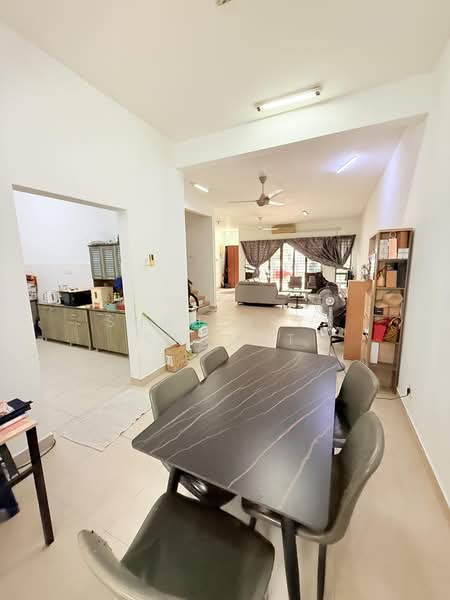 2-storey Terraced House for Sale in Denai Alam (Shah Alam) - SHAH REZA SASMAT - Dining area - PropertyGuru.com.my