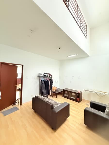 2-storey Terraced House for Sale in Denai Alam (Shah Alam) - SHAH REZA SASMAT - Upper Living Room - PropertyGuru.com.my