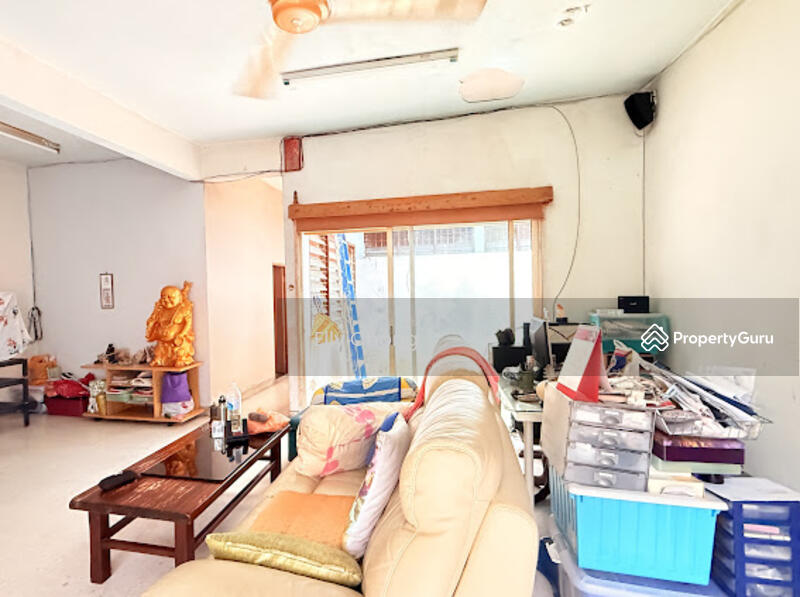 Rumah Teres untuk Dijual di Taman Desa Aman (Cheras) - Elly Chong - Living Room - PropertyGuru.com.my