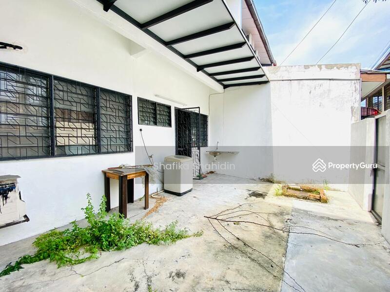 Rumah Teres untuk Dijual di Taman Selayang Utama (Selayang) - Shafika Shahidin - Garden - PropertyGuru.com.my