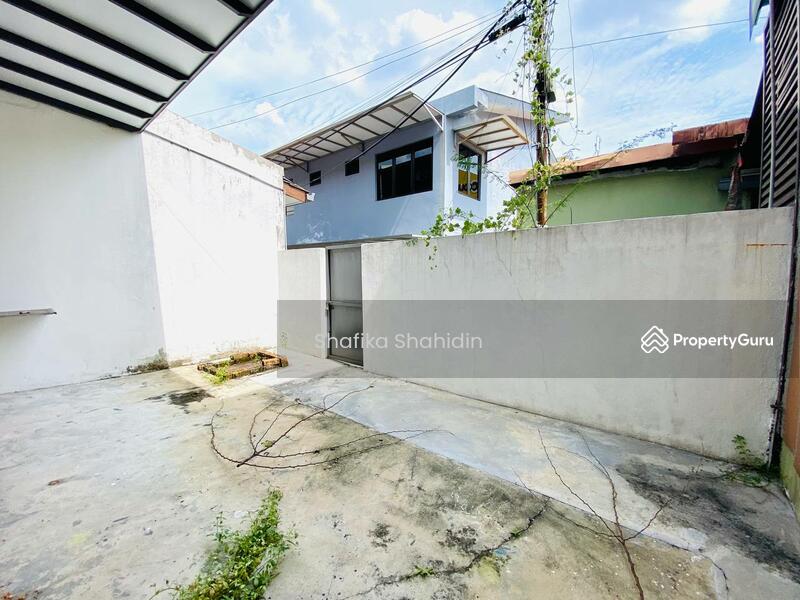 Rumah Teres untuk Dijual di Taman Selayang Utama (Selayang) - Shafika Shahidin - Garden - PropertyGuru.com.my