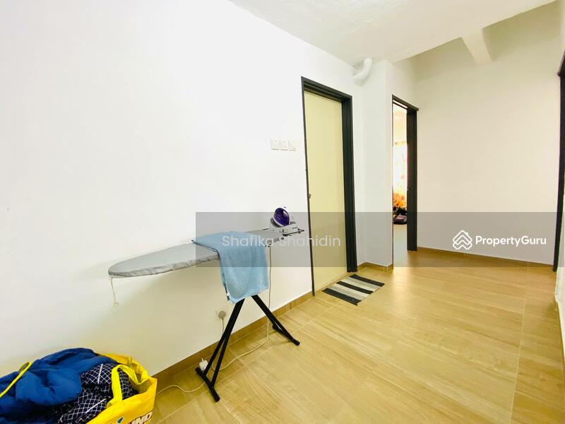 Rumah Teres untuk Dijual di Taman Selayang Utama (Selayang) - Shafika Shahidin - Corridor - PropertyGuru.com.my