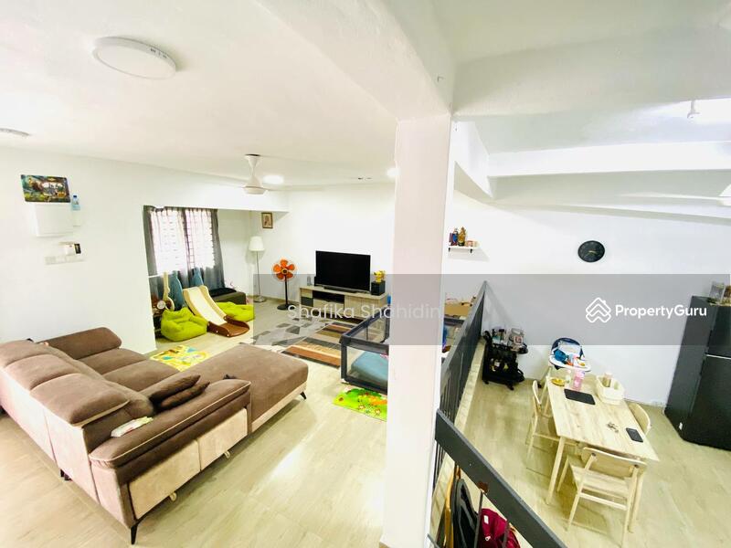 Rumah Teres untuk Dijual di Taman Selayang Utama (Selayang) - Shafika Shahidin - Living Room - PropertyGuru.com.my