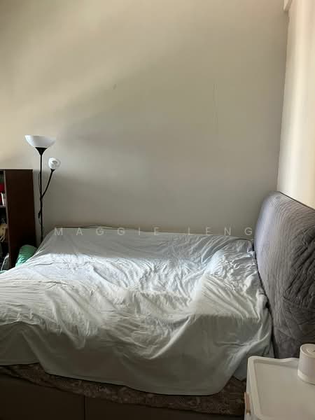 Servis Apartment untuk Dijual di Bay Point @ Country Garden Danga Bay - Maggie Leng - Bedroom - PropertyGuru.com.my