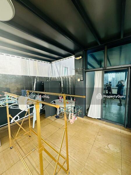 Cluster House for Sale in Forest City (Gelang Patah) - Suenn Low - Balcony - PropertyGuru.com.my