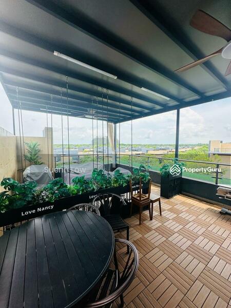 Cluster House for Sale in Forest City (Gelang Patah) - Suenn Low - Balcony - PropertyGuru.com.my