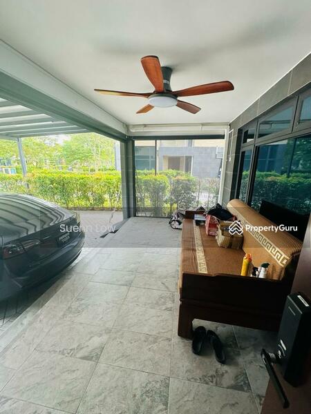 Cluster House for Sale in Forest City (Gelang Patah) - Suenn Low - Car Park - PropertyGuru.com.my