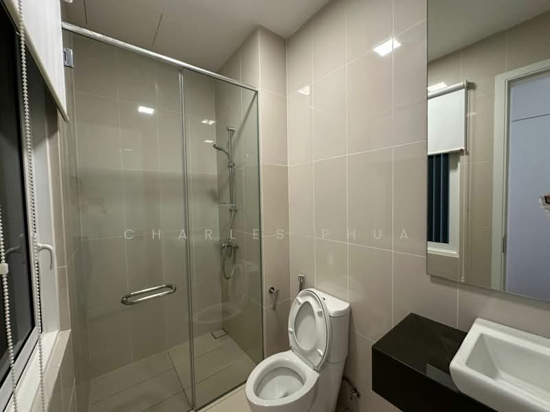 Condominium for Sale at Pavilion Hilltop - Charles Phua - Bathroom - PropertyGuru.com.my