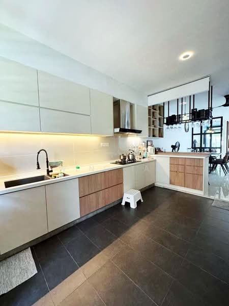 2-storey Terraced House for Sale in Laman Glenmarie (Shah Alam) - Weng Tan - Kitchen - PropertyGuru.com.my