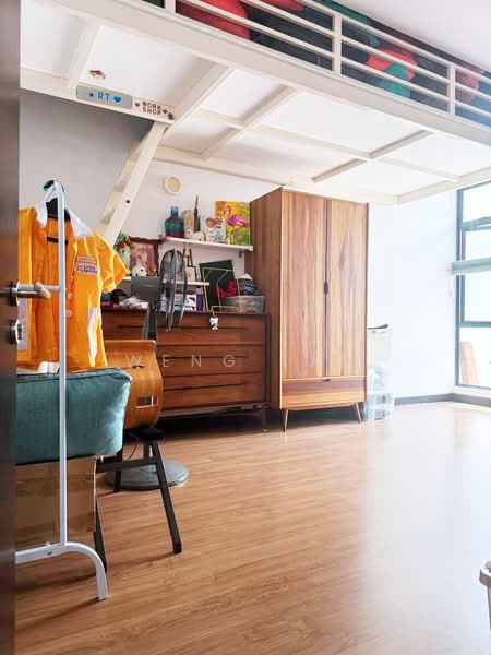 2-storey Terraced House for Sale in Laman Glenmarie (Shah Alam) - Weng Tan - Master Bedroom - PropertyGuru.com.my