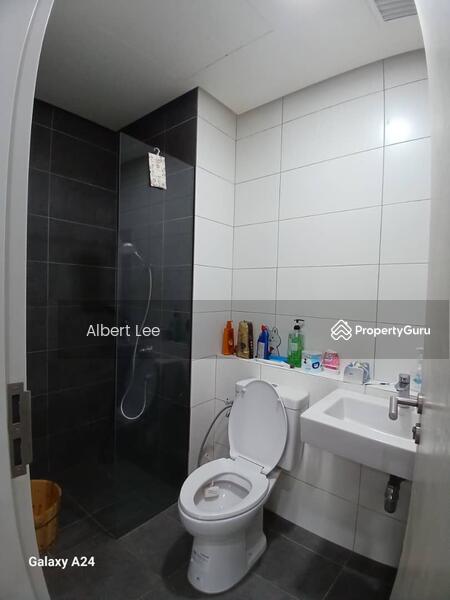 Service Residence for Sale at Paloma @ Tropicana Metropark - Albert Lee - Bathroom - PropertyGuru.com.my