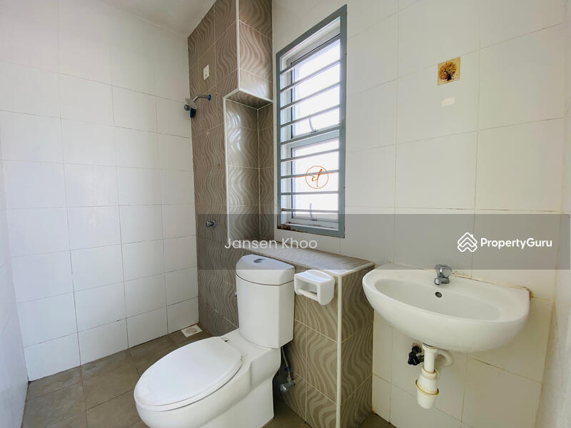Semi-Detached House for Sale in Setia Alam (Selangor) - Jansen Khoo - Bathroom - PropertyGuru.com.my