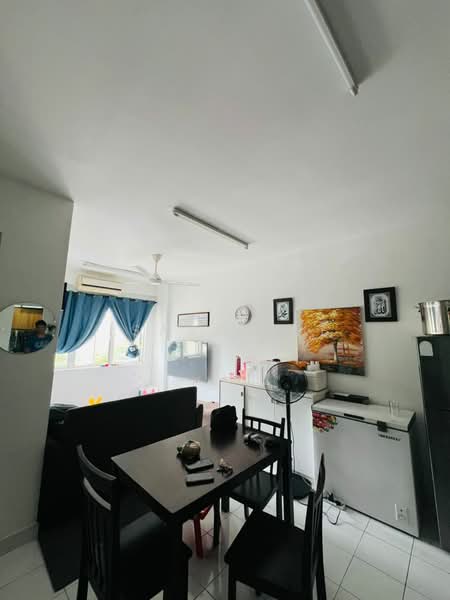 Kondominium untuk Dijual di Danau Murni - Isaac Tee - Dining Room - PropertyGuru.com.my